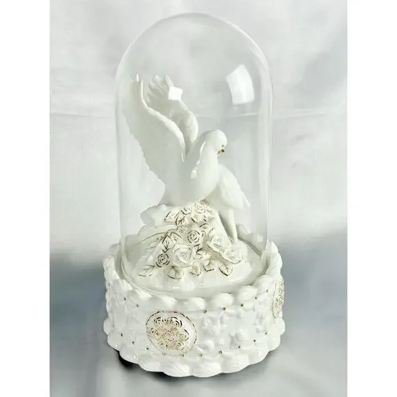 Love Doves Sculpture San Fransisco Music Box Co w/ Glass Dome Unchained Melody - Picture 3 of 12